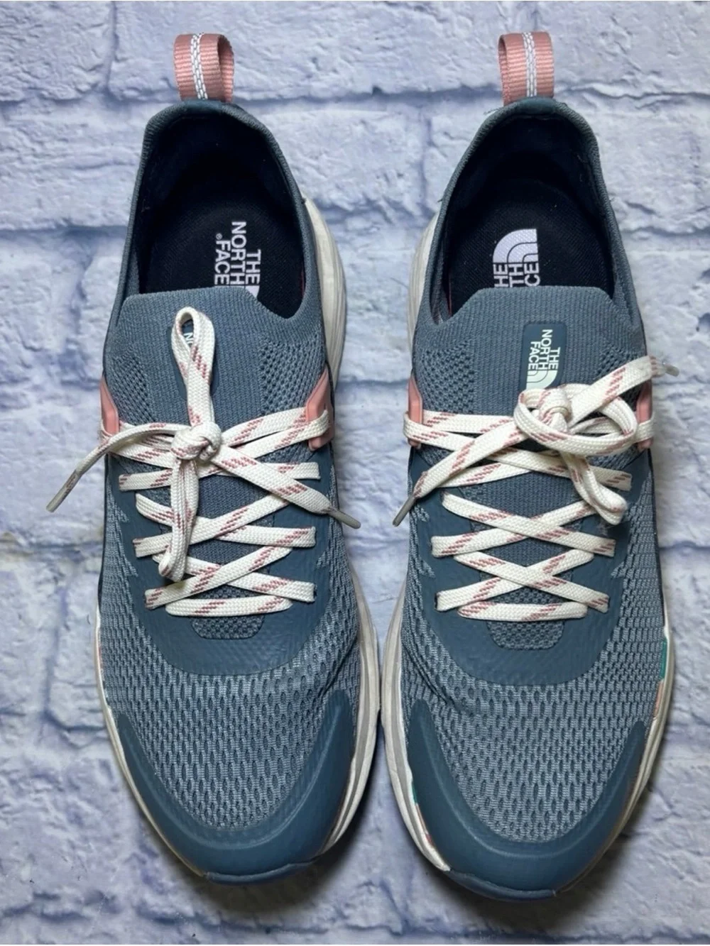 The North Face responsive vectiv